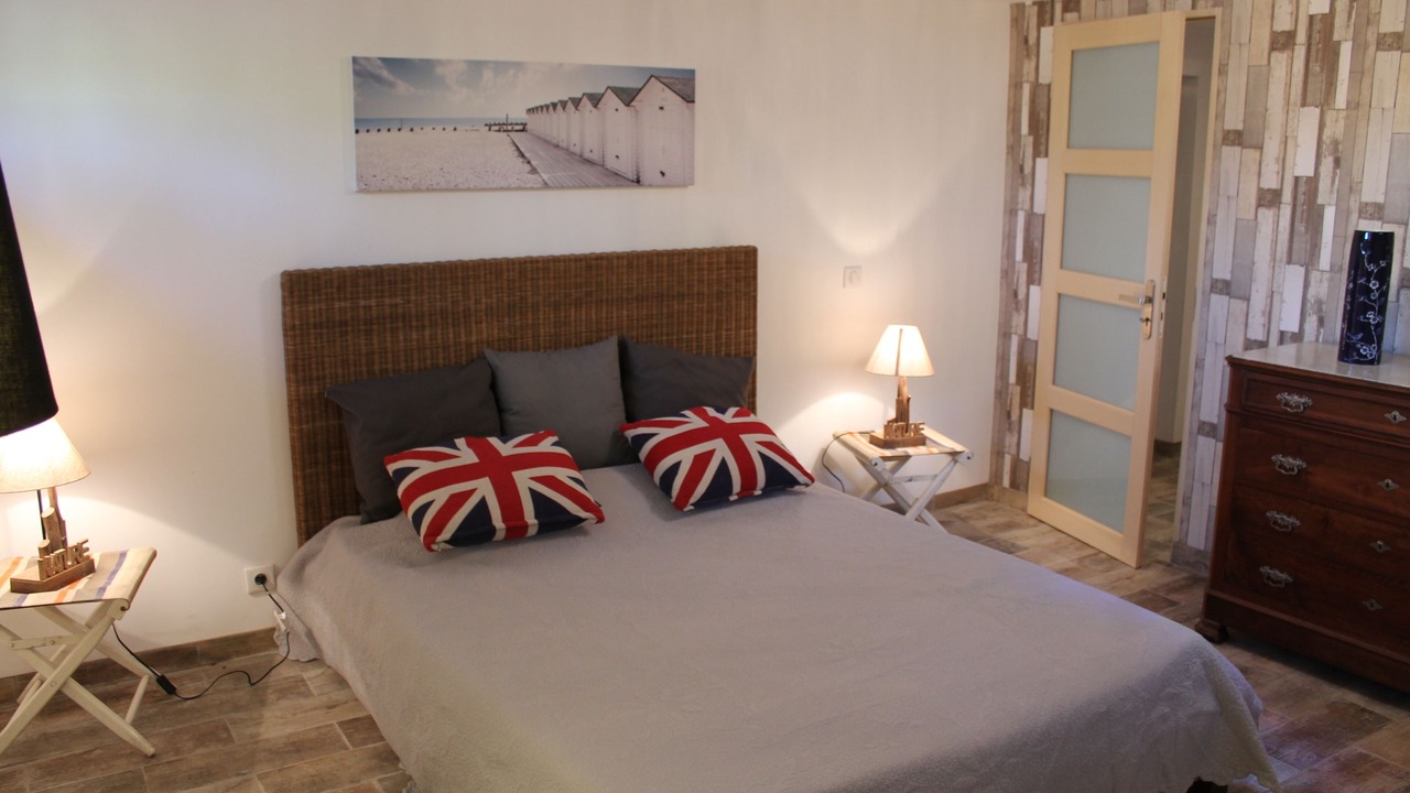 Photo of Bedroom in Puget