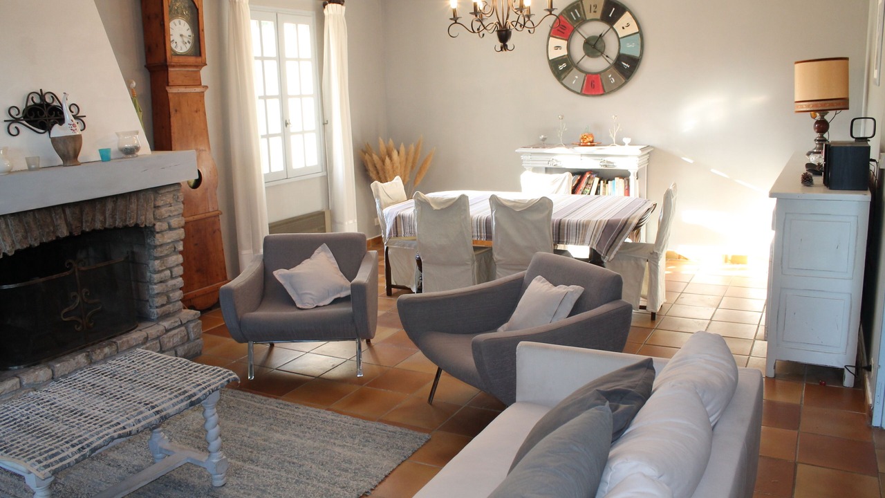 Photo of Livingroom in Puget