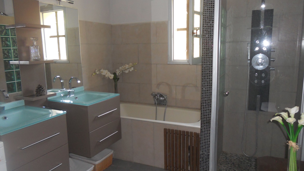 Photo of Bathroom in Puget