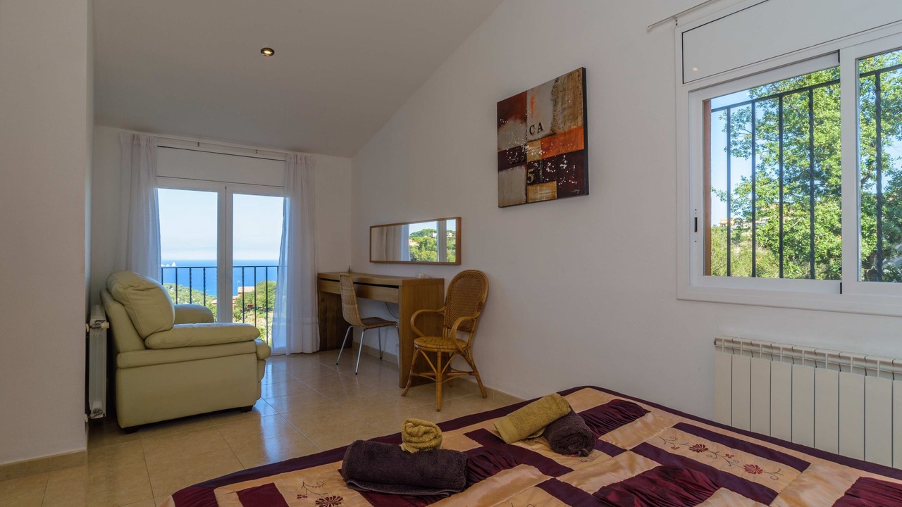 Photo of Bedroom in Begur