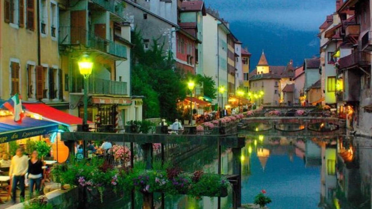 Photo of Others in Annecy Old Town