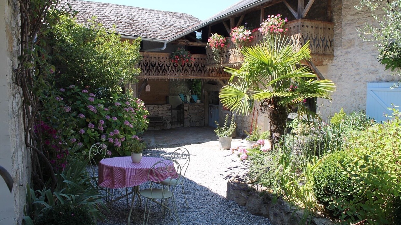 Photo of Others in Saint-Martin-de-Bavel