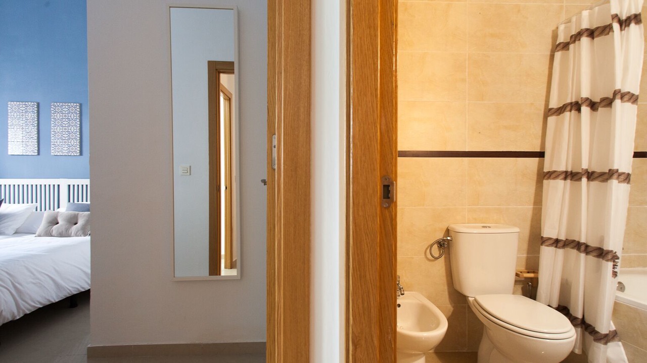 Photo of Bathroom in La Florida