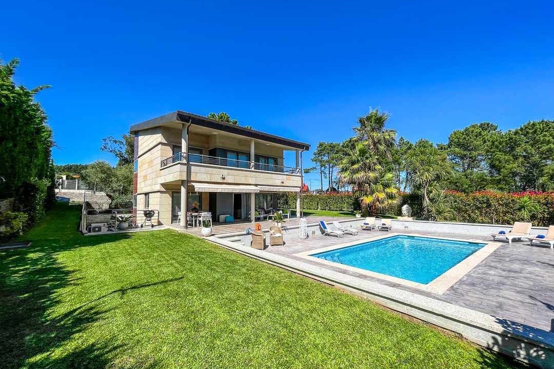 Photo of Outdoor in Montalvo