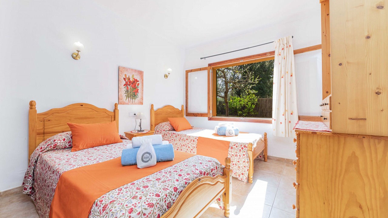 Photo of Bedroom in Mal Pas-Bon Aire