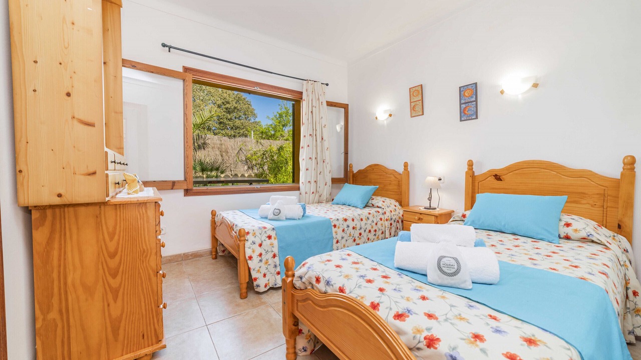 Photo of Bedroom in Mal Pas-Bon Aire