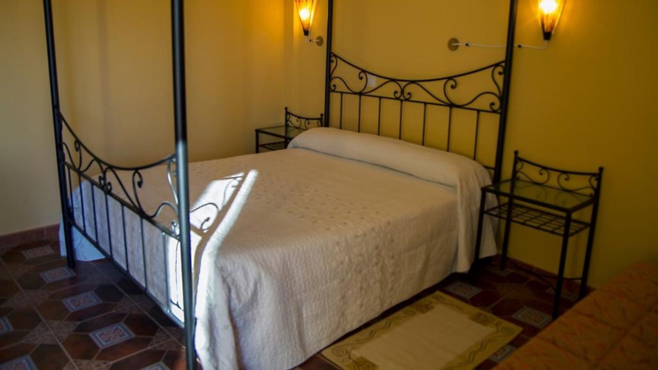 Photo of Bedroom in Hueva