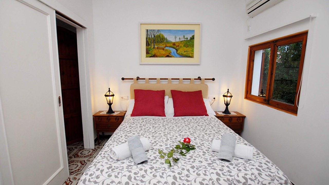 Photo of Bedroom in Alcanada