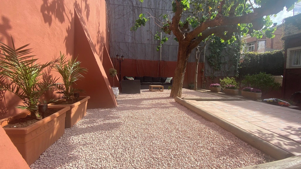 Photo of Outdoor in El Putget i Farro
