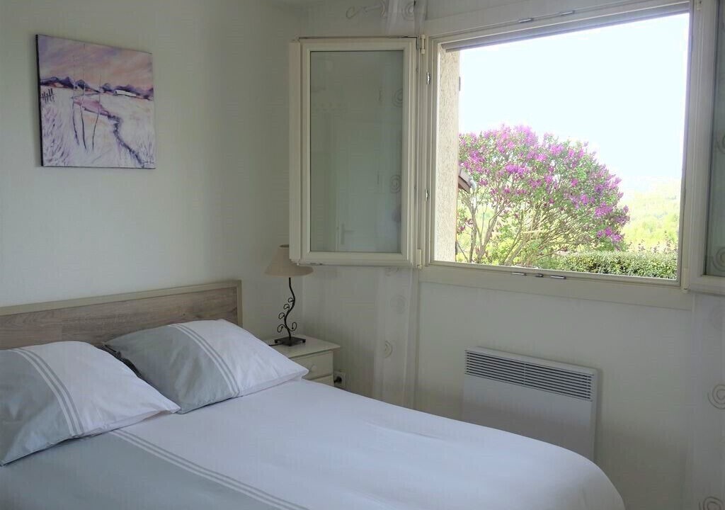 Photo of Bedroom in Etercy