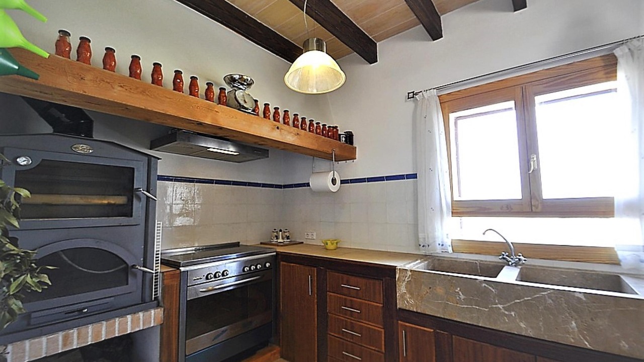 Photo of Kitchen in Montuiri