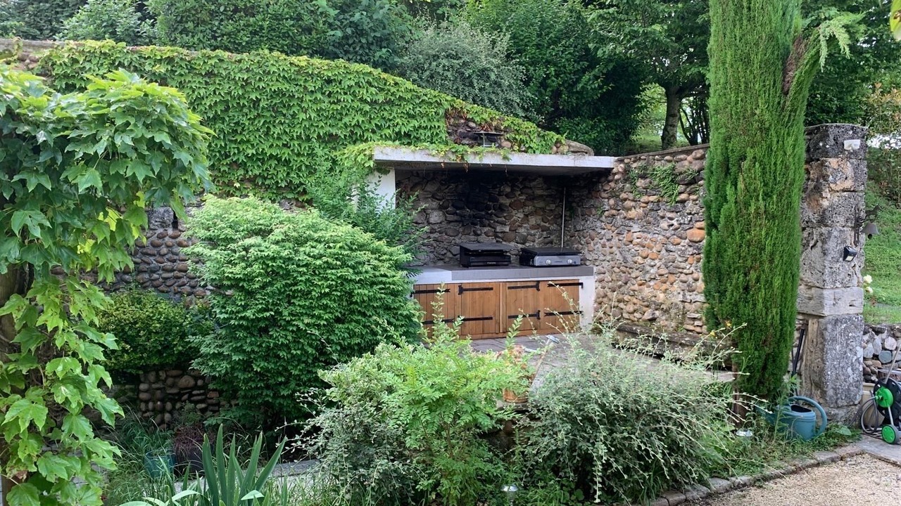 Photo of Outdoor in Montmiral