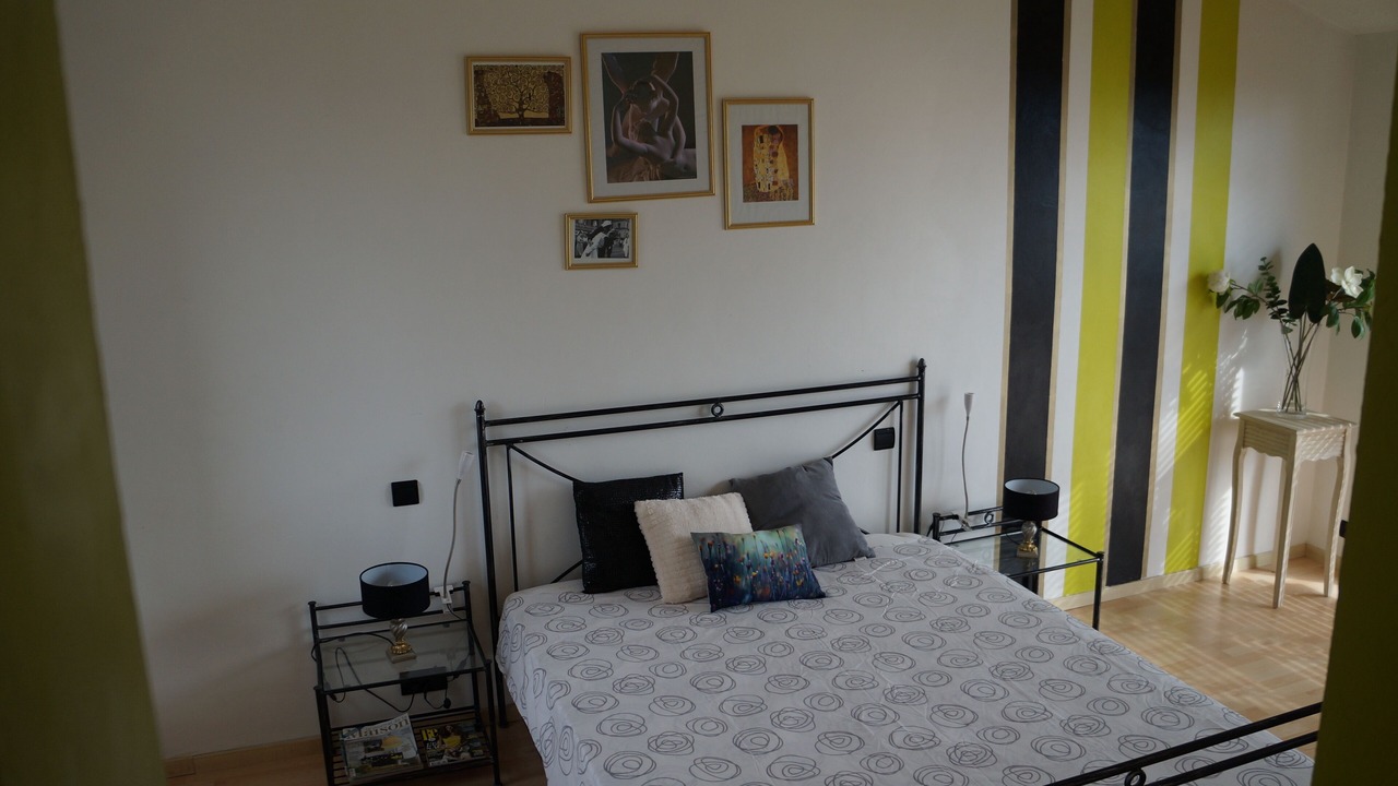 Photo of Bedroom in Montmiral