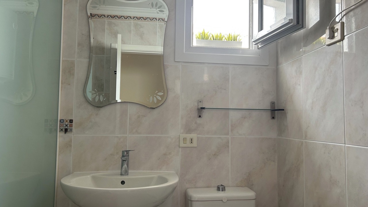 Photo of Bathroom in Arguineguin