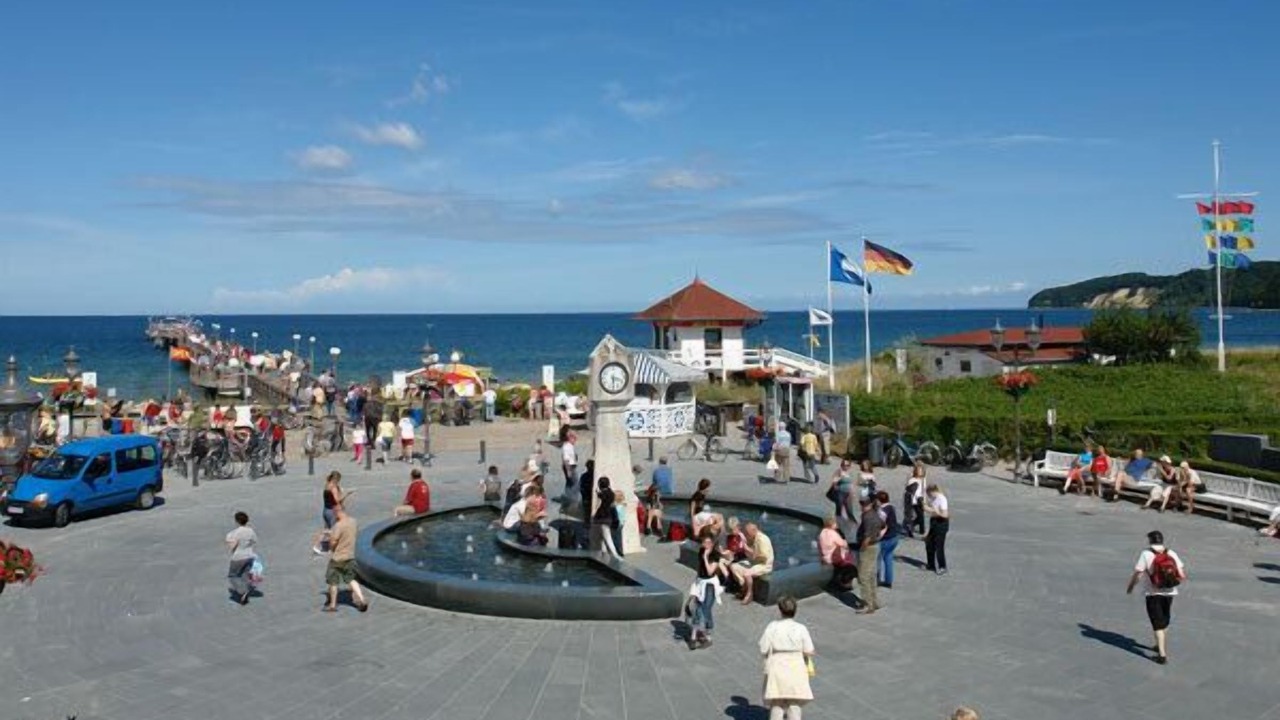 Photo of Others in Binz
