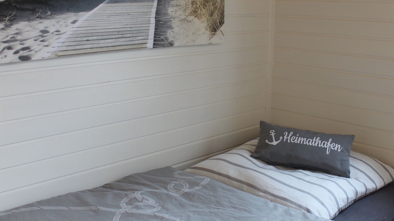 Photo of Bedroom in Damp