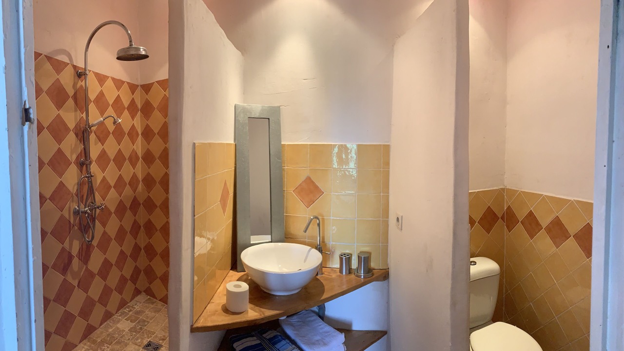 Photo of Bathroom in Barjac