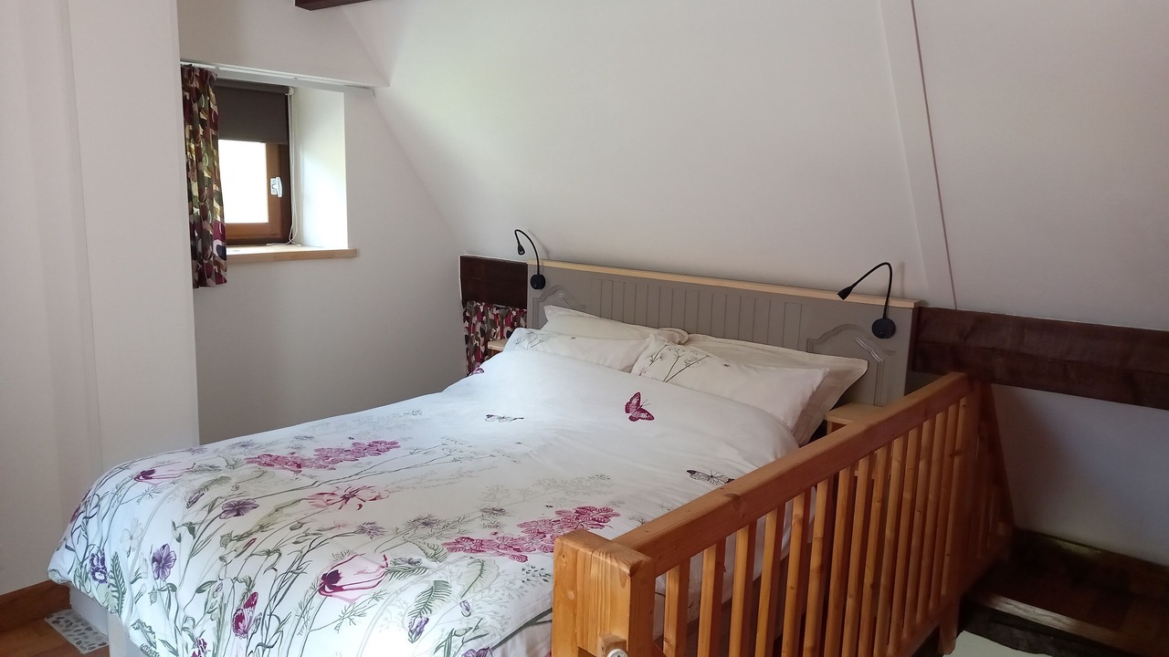 Photo of Bedroom in Campan