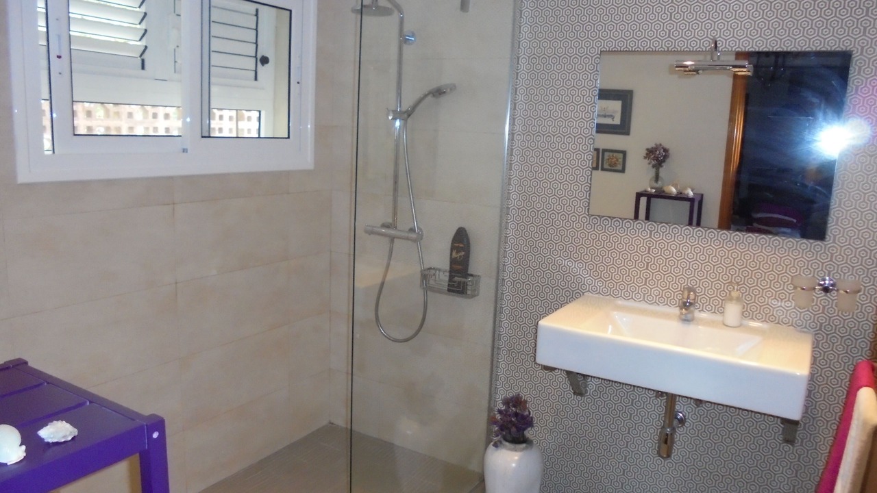 Photo of Bathroom in Los Olivos