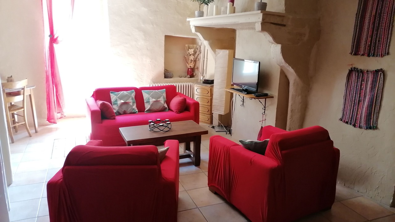 Photo of Livingroom in Saint-Marcel-d'Aredeche