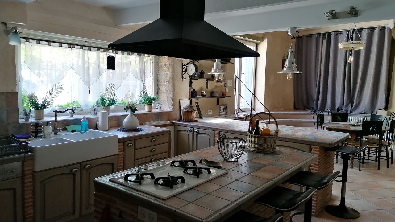 Photo of Kitchen in Saint-Marcel-d'Aredeche