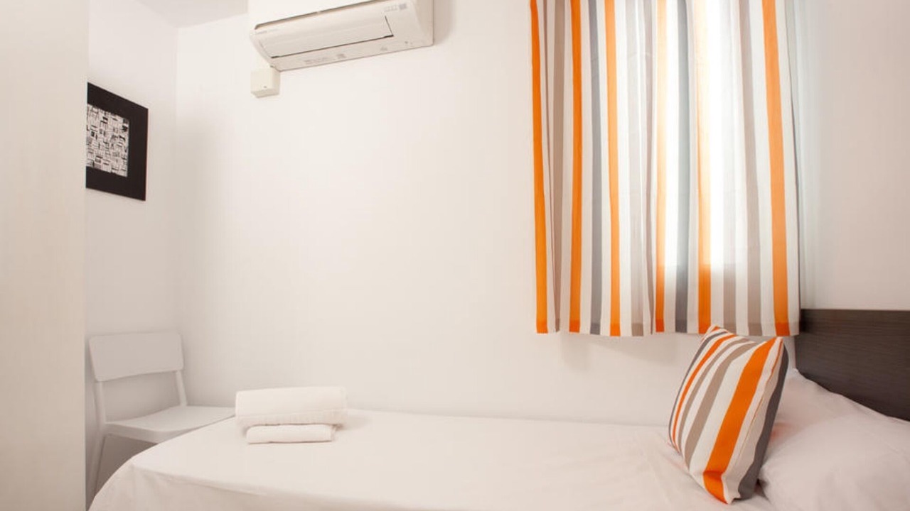 Photo of Bedroom in El Poble-sec