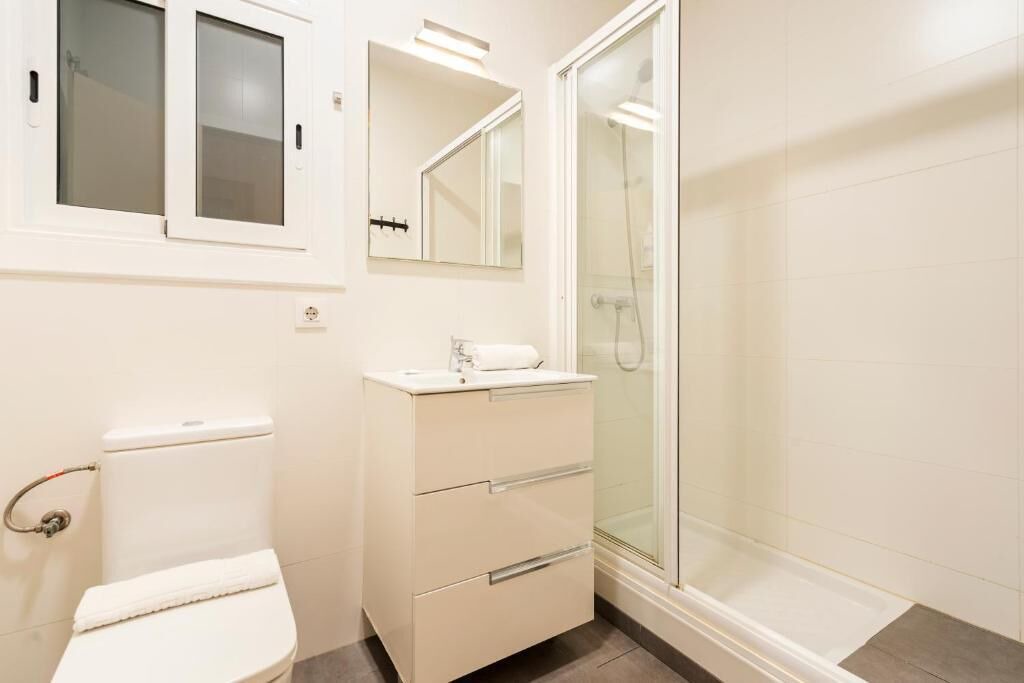 Photo of Bathroom in El Poble-sec