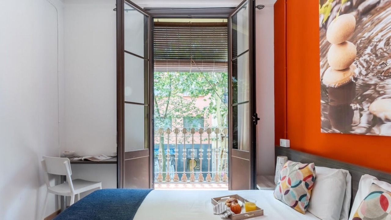 Photo of Bedroom in El Poble-sec