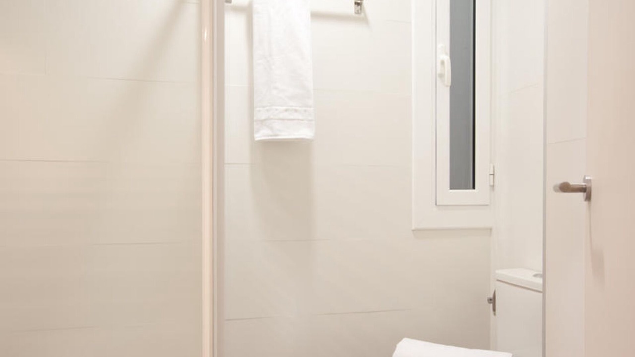 Photo of Bathroom in El Poble-sec