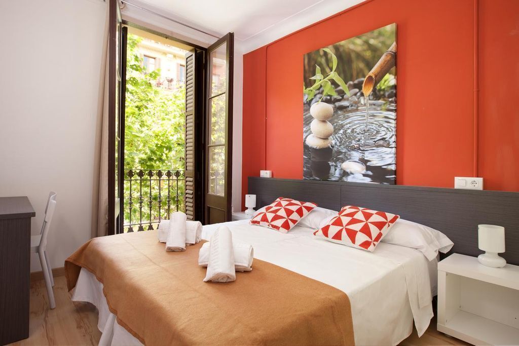 Photo of Bedroom in El Poble-sec