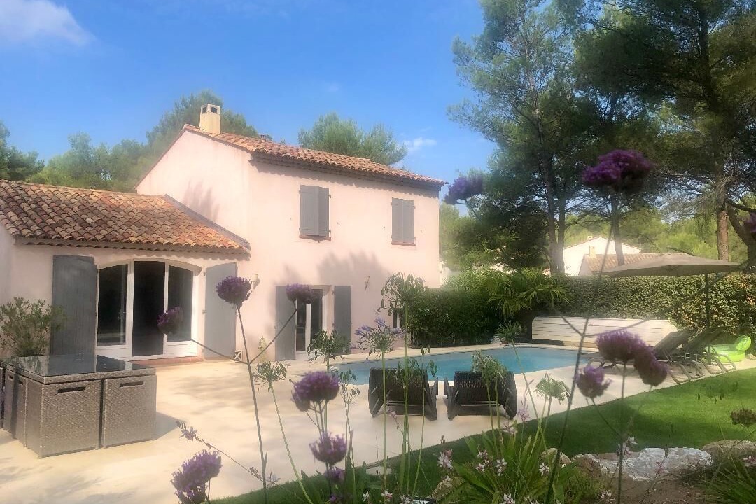 Photo of Outdoor in Pont Royal