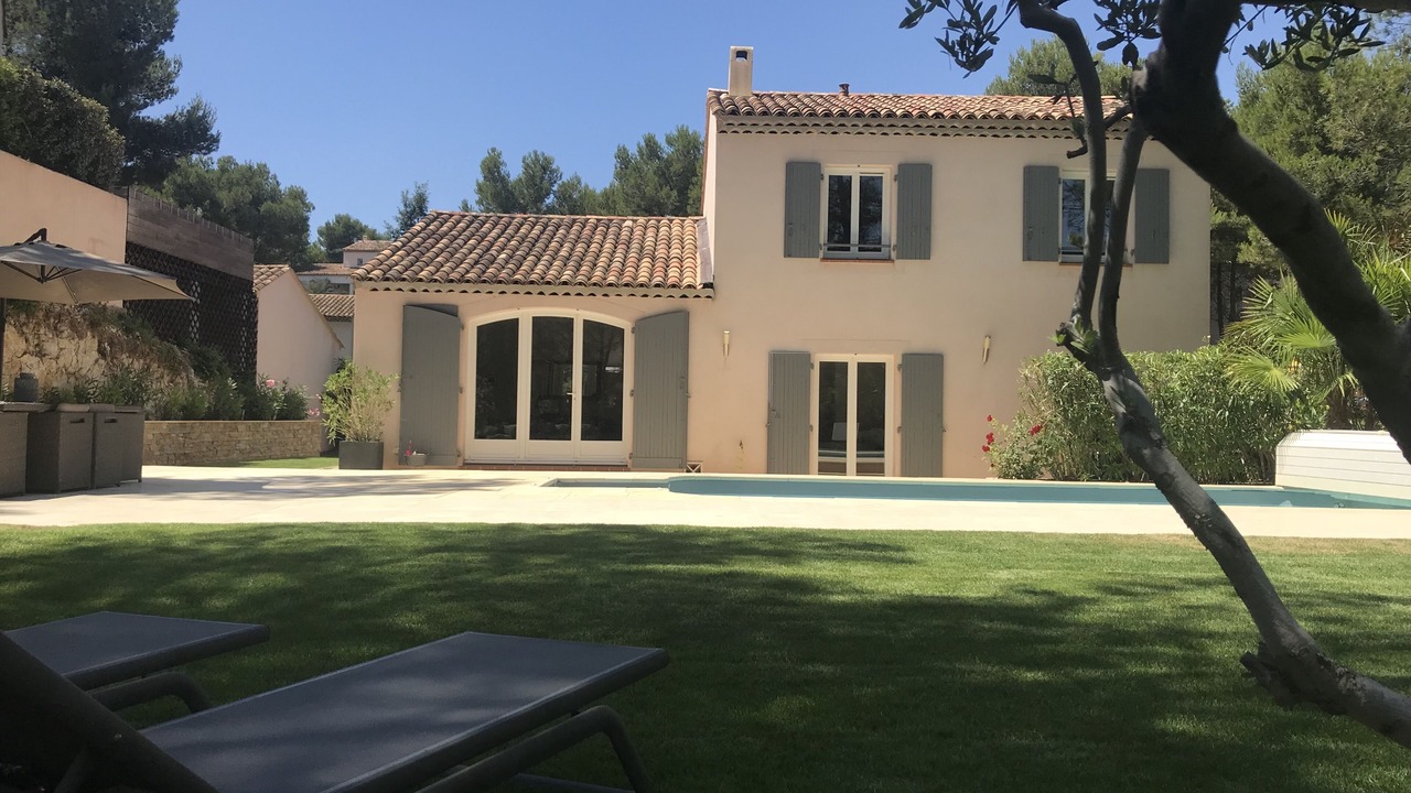 Photo of Outdoor in Pont Royal