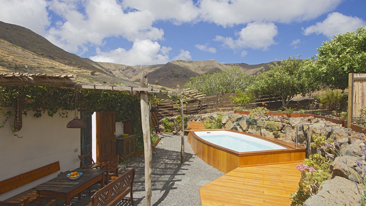 Photo of Outdoor in Haria