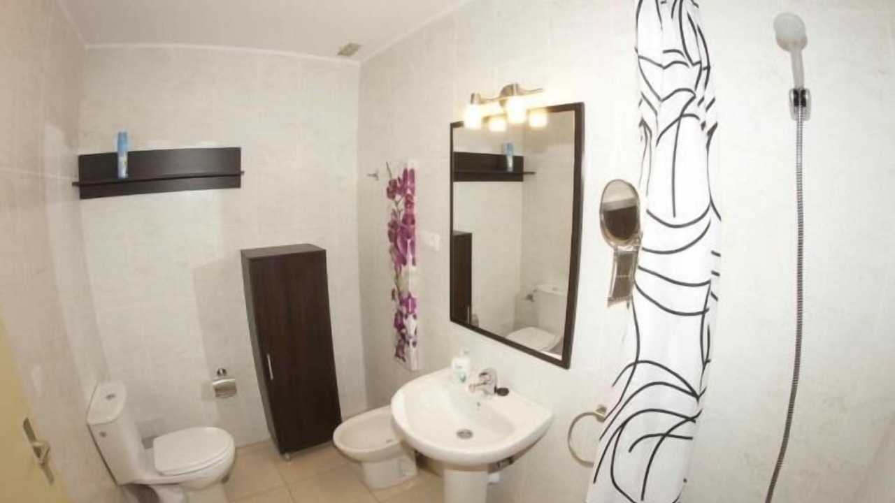 Photo of Bathroom in Callao Salvaje