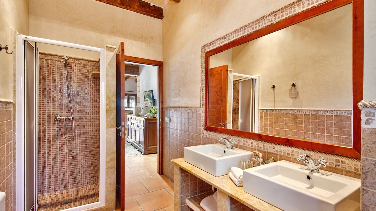 Photo of Bathroom in Crestatx