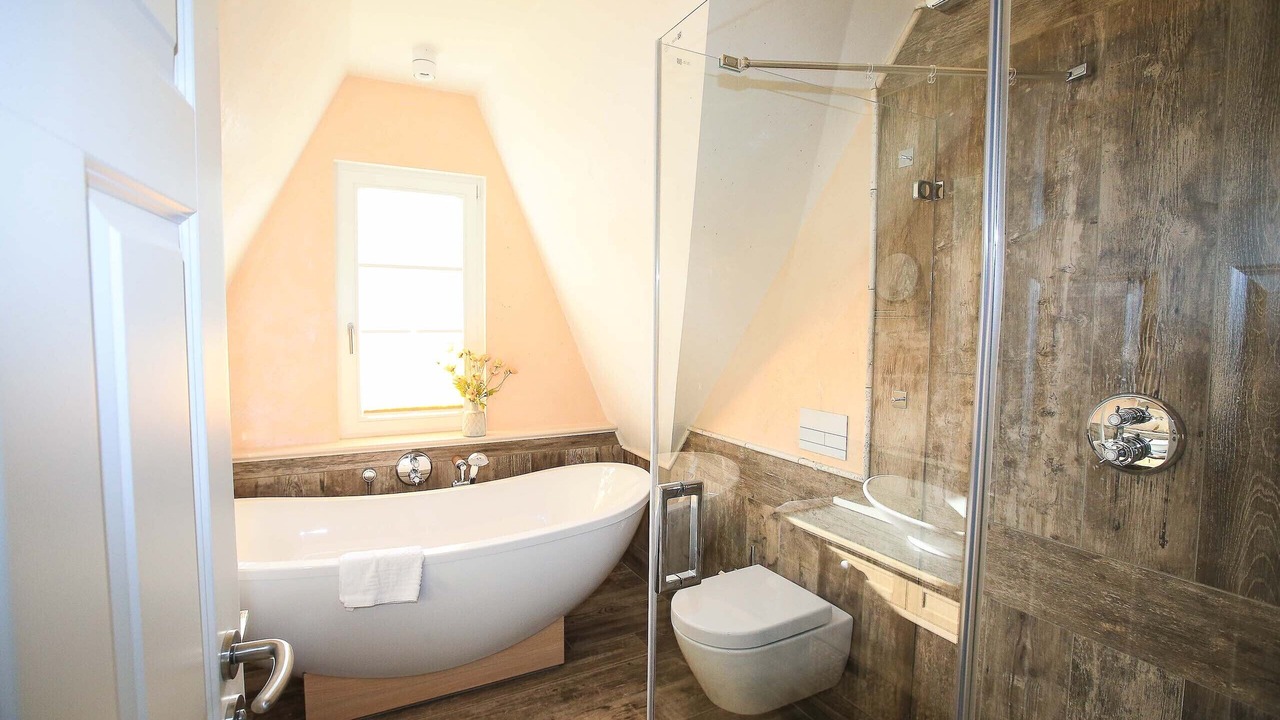 Photo of Bathroom in Glowe