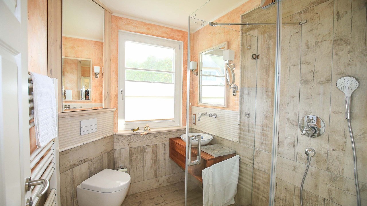 Photo of Bathroom in Glowe