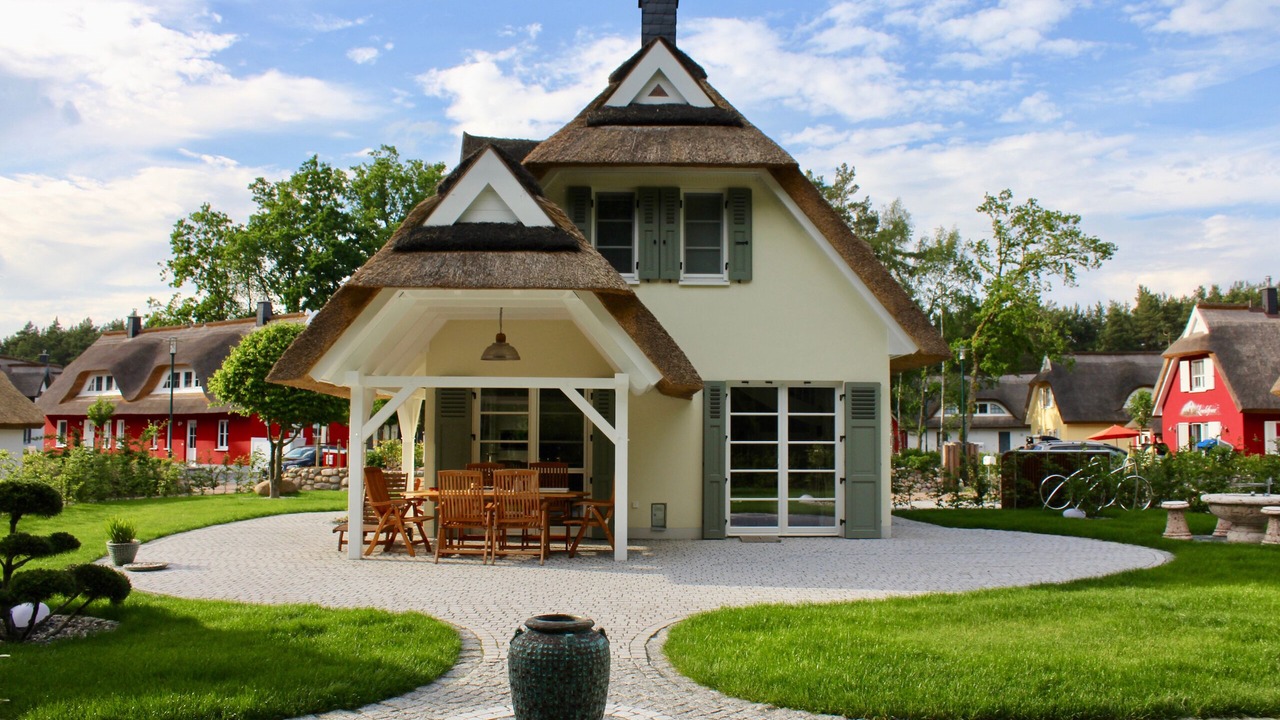 Photo of Outdoor in Glowe