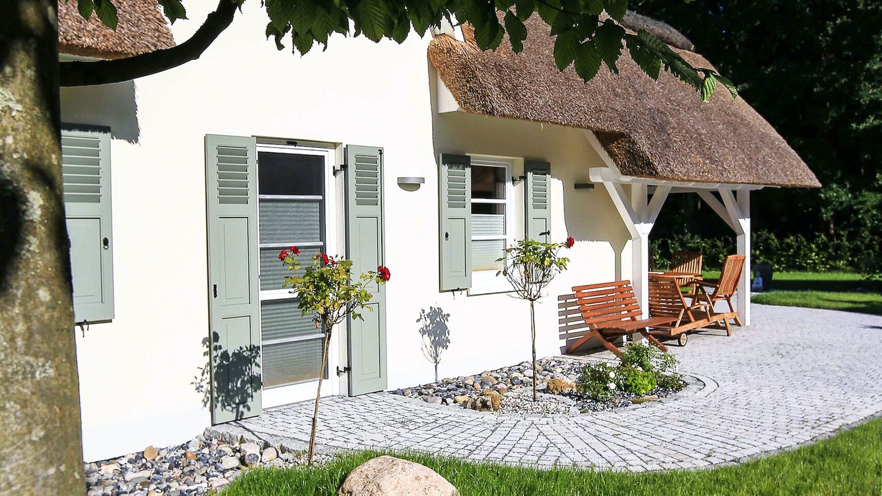 Photo of Outdoor in Glowe