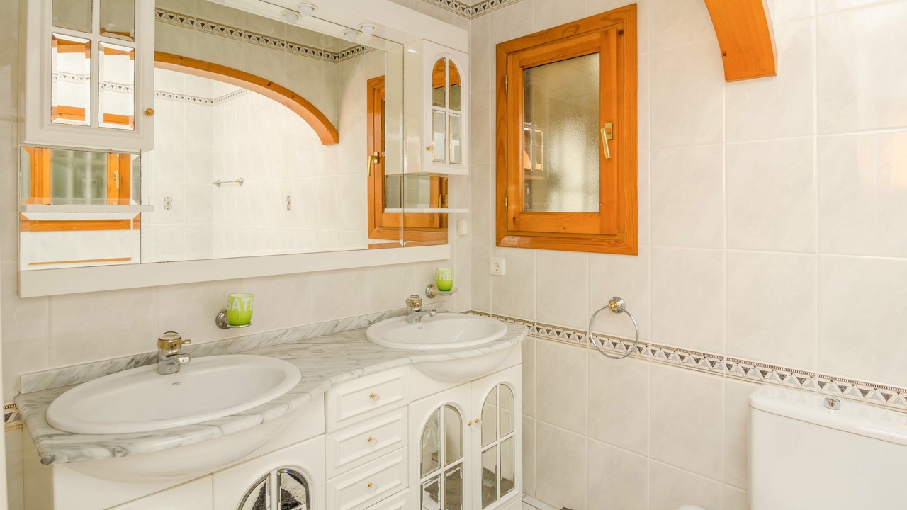 Photo of Bathroom in Benimeit