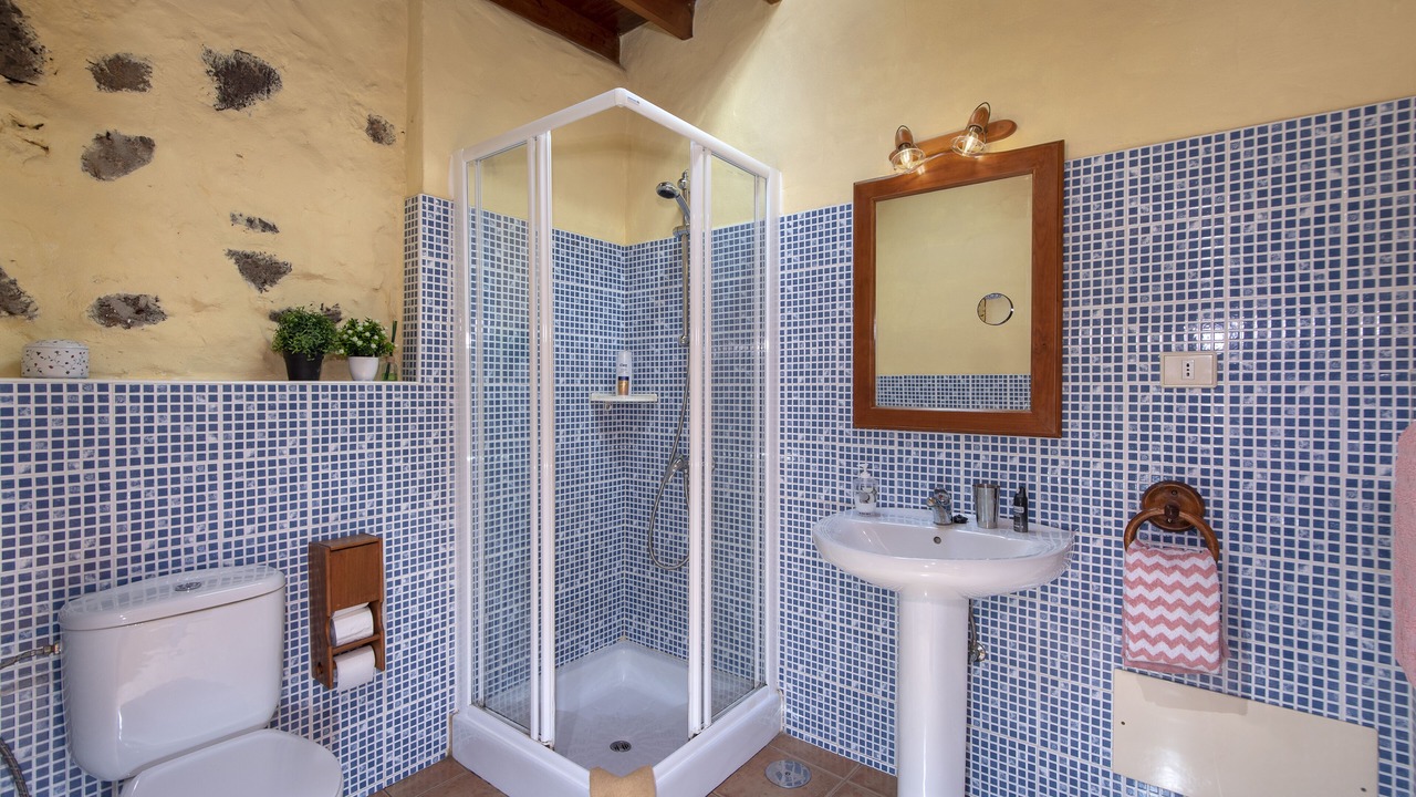 Photo of Bathroom in Teguise