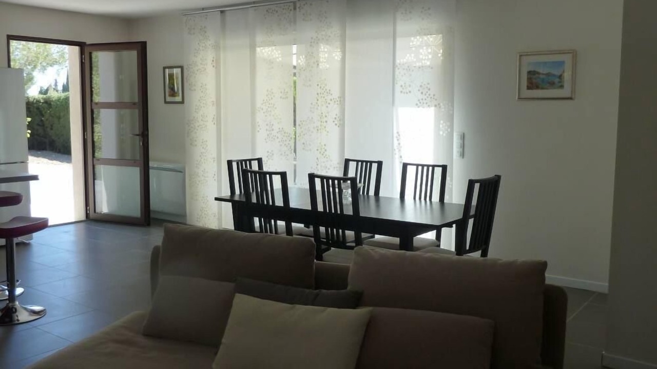 Photo of Livingroom in Eguilles