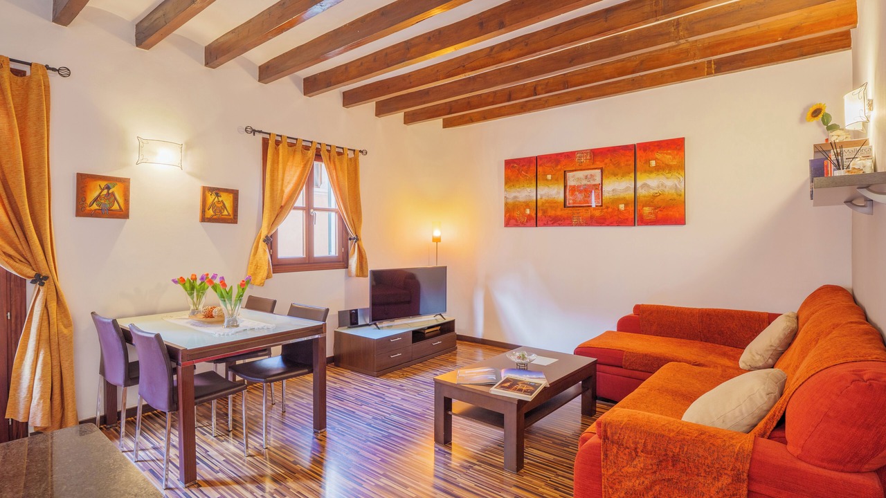 Photo of Livingroom in Old Town