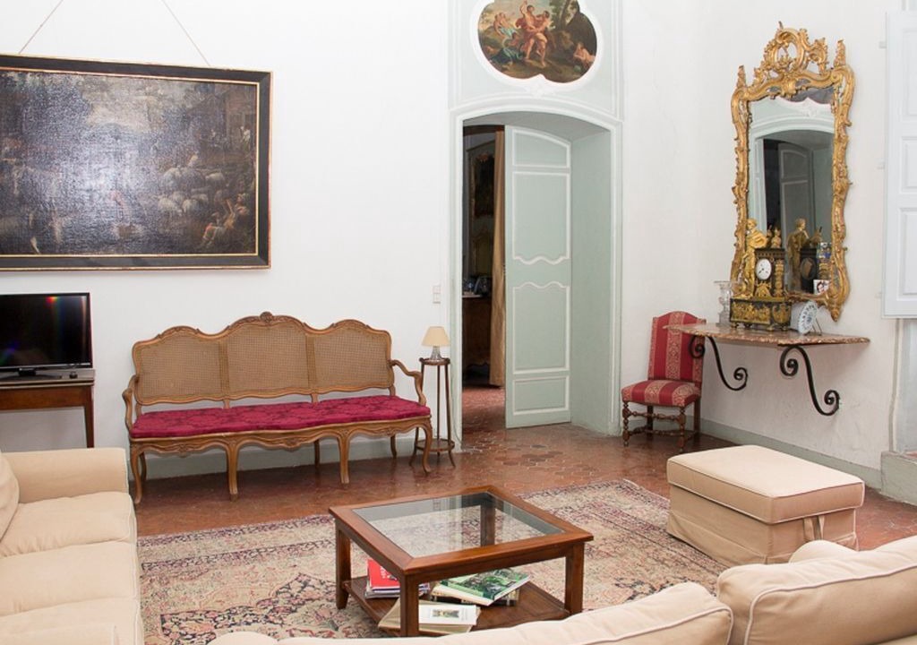 Photo of Livingroom in Grand Sud