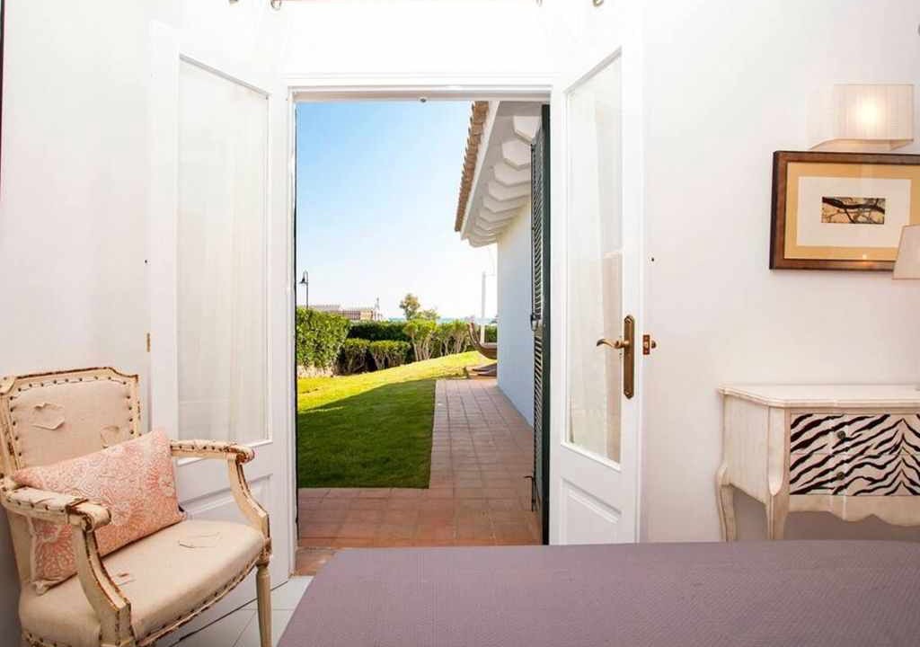 Photo of Bedroom in Binibequer Vell