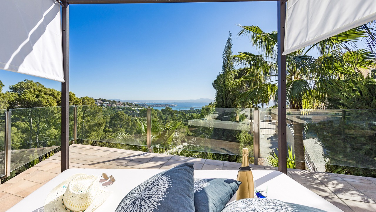 Photo of Patio Balcony in Portals Nous