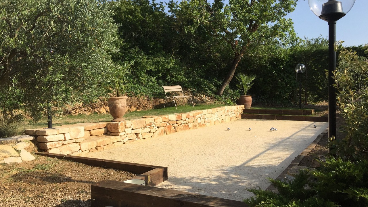 Photo of Outdoor in Pont-Saint-Esprit