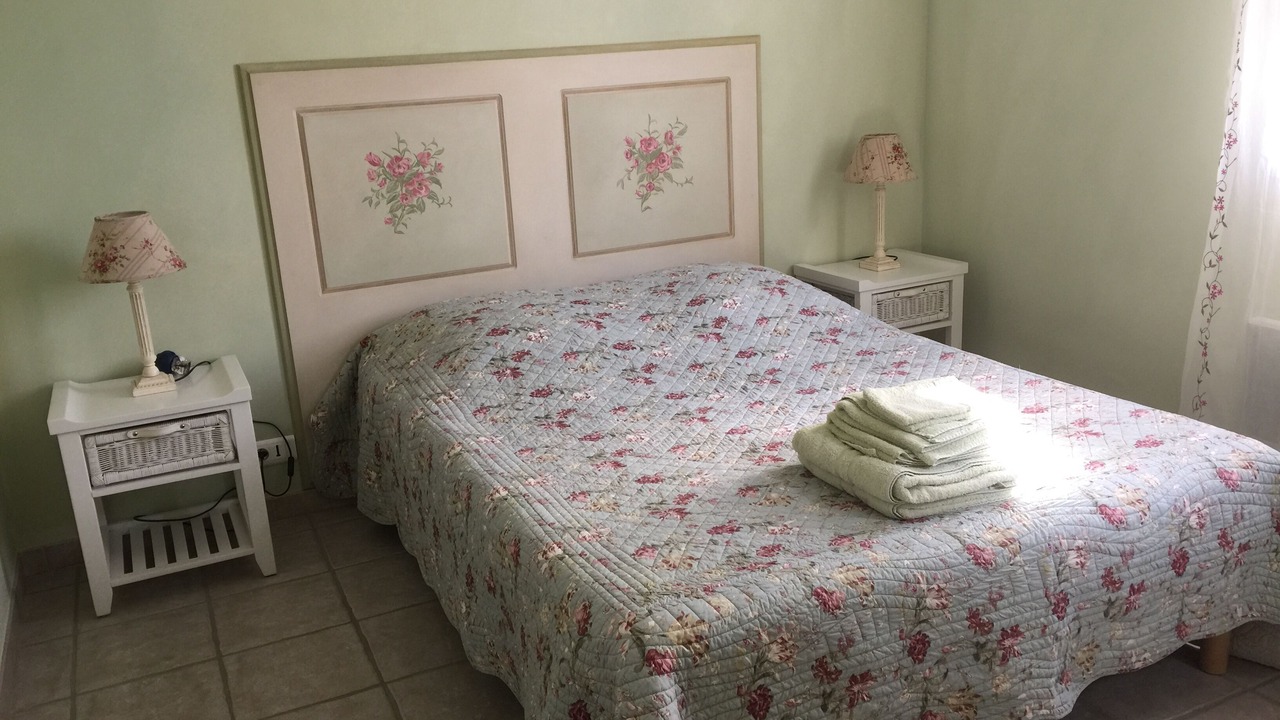 Photo of Bedroom in Pont-Saint-Esprit