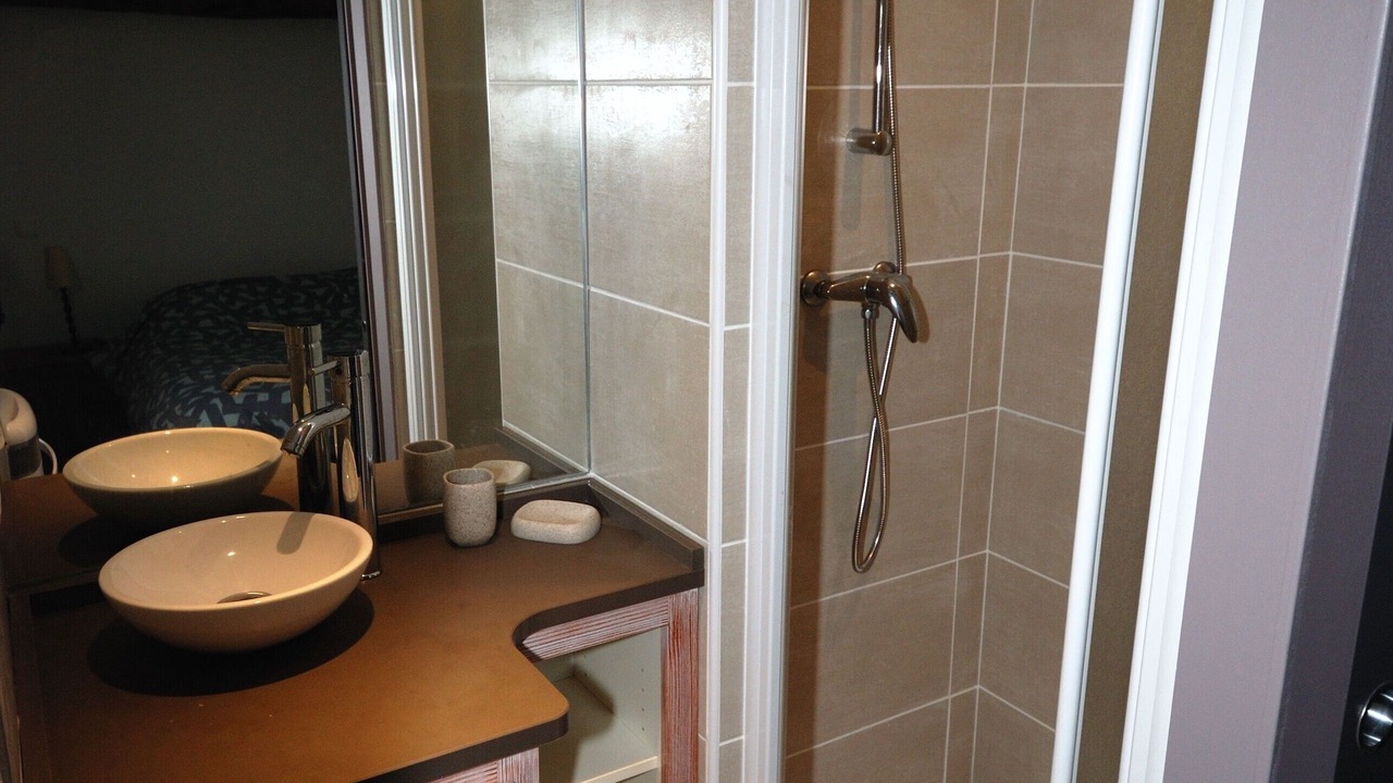 Photo of Bathroom in Lachapelle-sous-Aubenas
