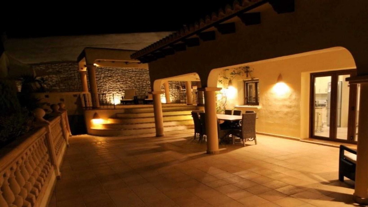 Photo of Outdoor in Arnella